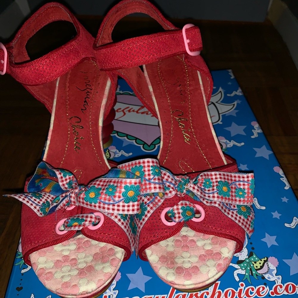Irregular Choice Bacon and Egg Sandals - Picture 3 of 4